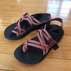 Women’s chacos-size 7